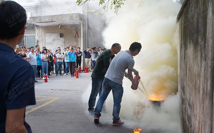 訊鵬科技消防演習(xí).jpg